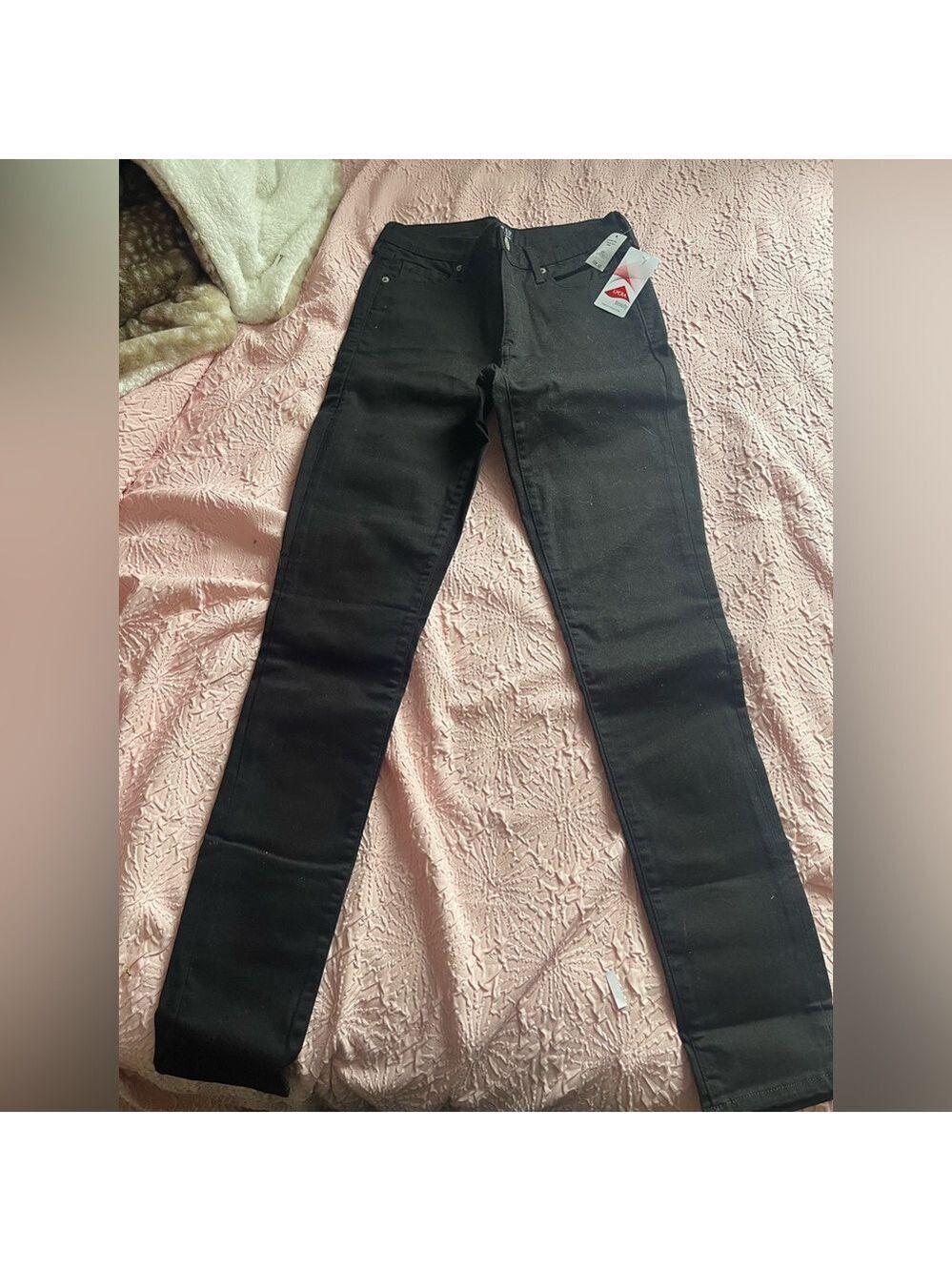GAP Black Women’s Skinny Jeans
